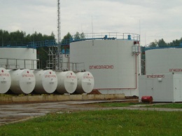 Севастополь отсудил нефтебазу у западноукраинских бизнесменов