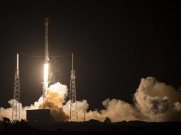 В SpaceX рассказали почему взорвалась взрыва ракета Falcon 9