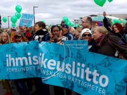 В Финляндии прошли массовые акции против расизма