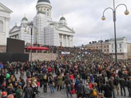 В Хельсинки около 20 тысяч человек протестовали против расизма