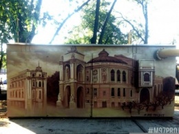Около одесского вокзала появился свой оперный театр (ФОТО)