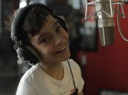 На премию Grammy Latinos номинировали 11-летнего мальчика, страдающего гидроцефалией