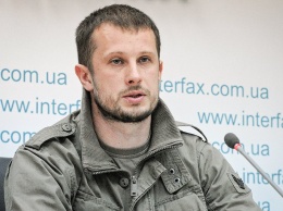 «Азов» обвинил Коломойского в незаконном ввозе бензина