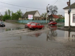 Из-за непогоды жилье двух мелитопольских семей оказалось затопленным