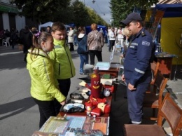 Кропивницкий: спасатели провели мастер-классы по правилам безопасности во время молодежного фестиваля Библигород