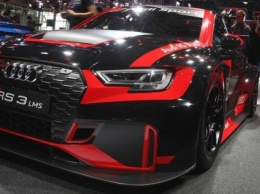Седан Audi RS3 подготовили для кузовных гонок