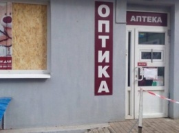 Граната взорвалась снаружи или внутри здания?:подробности происшествия в харьковской аптеке (ФОТО)