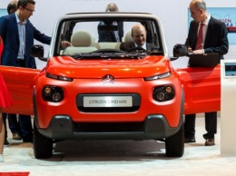 В Париже представили электромобиль Citroen E-Mehari