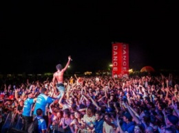 В Сиднее за хранение наркотиков задержали более сотни посетителей фестиваля Listen Out Festival