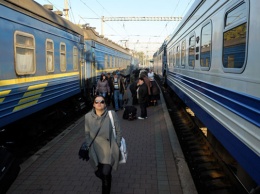 «Укрзализныця» с 30 октября запускает поезд Хмельницкий - Лисичанск