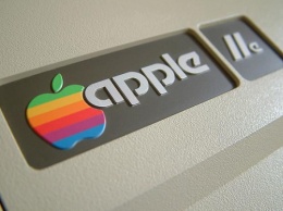Дизайнер Apple про мифы о логотипе Apple 1977 года: «Многие рассказы интереснее моего логического объяснения»