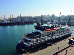 Круизный лайнер Island Sky открыл осеннюю серию судозаходов в Одессу