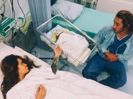 Айза Анохина показала фото новорожденного сына