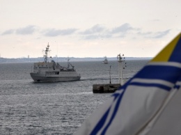 Будущие офицеры ВМС Украины совершили поход на катерах по Черному морю