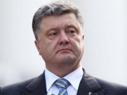 По поводу изменений в Конституцию Порошенко готовит телеобращение