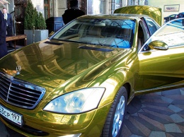 Владельцы роскошных авто в Украине начинают платить транспортный налог