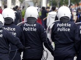 В Брюсселе мужчина ранил ножом двух полицейских, прокуратура предполагает теракт