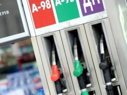 С.Корецкий: около 50% в отпускной цене бензинов в Украине - это налоги