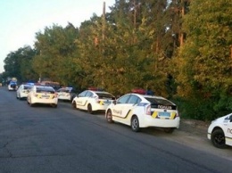 Во Львовской обл. двое подростков угнали автомобиль, для их задержания полиция применила оружие