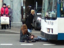 Троллейбус cбил людей в центре Петербурга