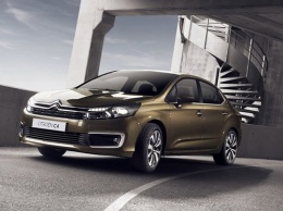 В России анонсировали продажи нового Citroen C4