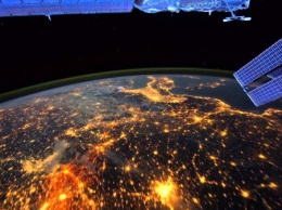 NASA опубликовало необычные фото ночной Земли