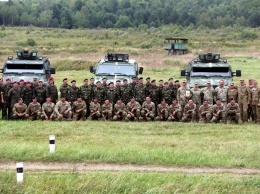 Польские военные закончили обучение украинцев на Яворовском полигоне