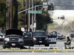 В Калифорнии неизвестный подстрелил трех полицейских