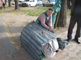 Колбасники из Харькова устроили цирк с переездом и "мертвыми душами" (фото)