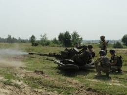 Херсонские пограничники проводят военные учения по боевому слаживанию