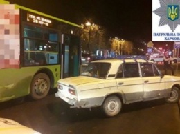 В Харькове пьяный водитель врезался в троллейбус (ФОТО)
