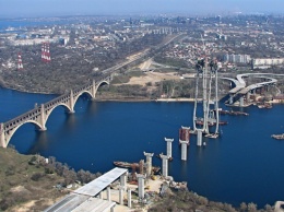 В Запорожье возобновили строительство моста через Днепр