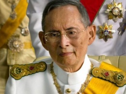 Состояние здоровья 88-летнего короля Таиланда ухудшилось