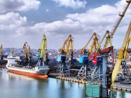 В морпортах Украины зафиксировано 12 случаев загрязнения воды нефтепродуктами