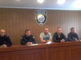 В Каменском обсудили первые результаты борьбы спецгруппы с нелегальной продажей алкоголя и табака