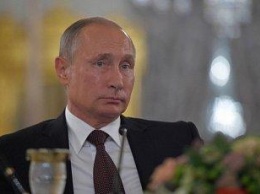 Путин не поехал в Париж на фоне заявлений о трибунале по Сирии