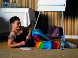 "Геи и лесбиянки не принимают сами себя": интервью с представительницей ЛГБТ-сообщества Харькова (ФОТО)