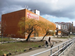 Из кинотеатра "Братислава" на Оболони хотят сделать культурный центр