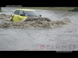 Наводнение в Одессе: на улицах вода достигает полуметра... ФОТО+видео