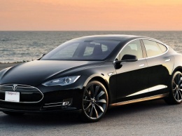 Tesla отличилась рекордным количеством проданных электрокаров