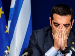 Греция просит списать ей 30% долгов