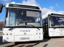 Новая партия автобусов ЛИАЗ и НЕФАЗ вышли на маршруты в Симферополе и Керчи