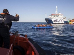 У берегов Ливии погибли по меньшей мере 17 мигрантов