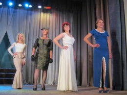 Конкурс красоты среди женщин-военнослужащих провели на Луганщине
