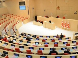 Депутаты нового парламента Грузии сдадут тест на наркотики