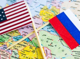"Новая холодная война" может стать "антикризисным рецептом" для ее участников - эксперт