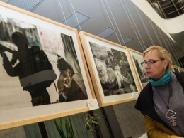 В Сумах проходит фотовыставка «Между войной и миром. Украина - Израиль»