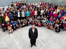 Самая большая в мире семья: у этого мужчины 39 жен, 94 ребенка и 33 внука!