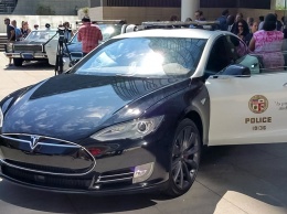 Полиция Лос-Анджелеса превратит Tesla Model S в патрульную машину