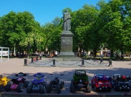 На реставрацию памятника Воронцову потратят 300 тысяч гривен